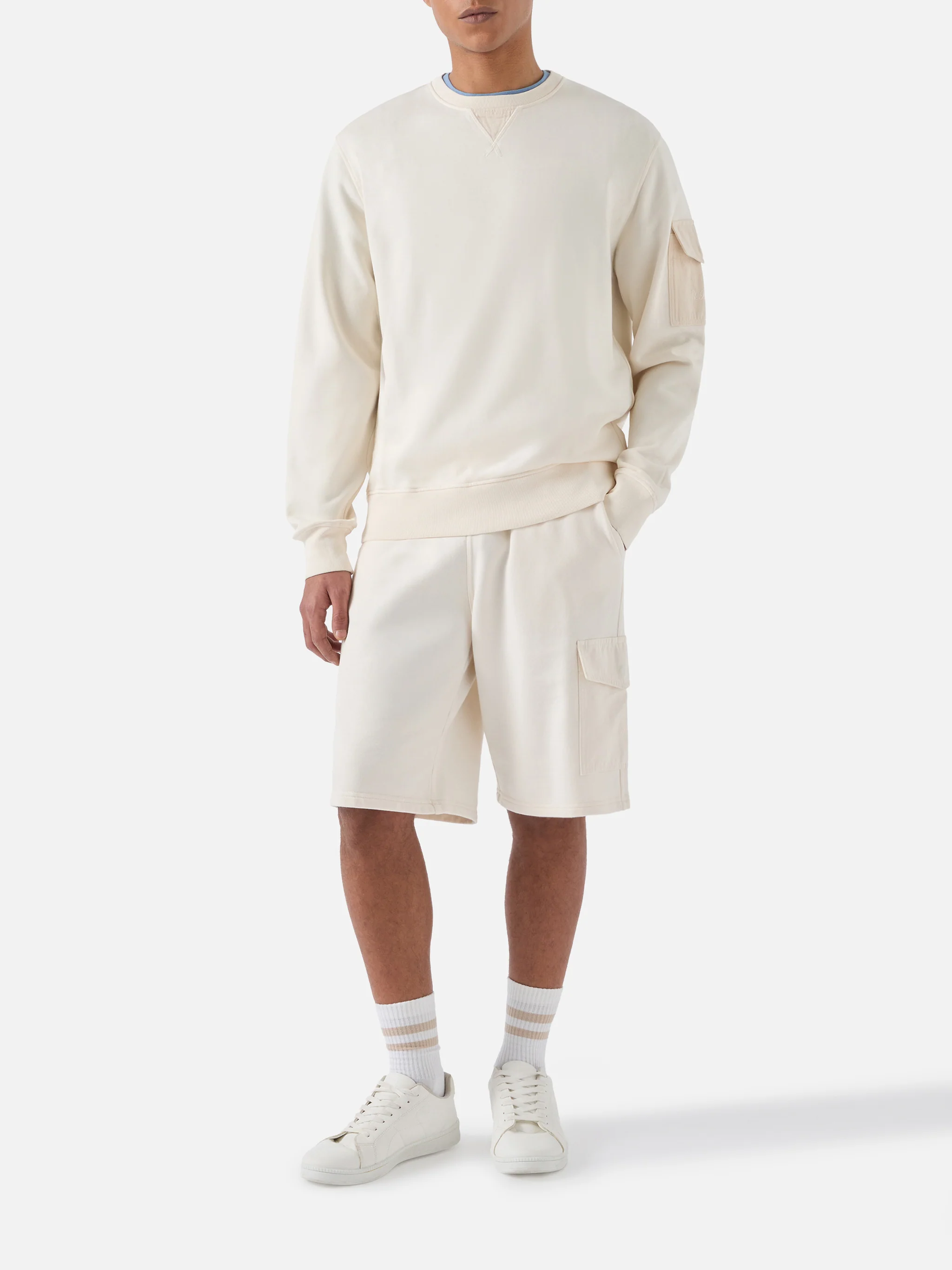 Argo solid cream fleece bermuda shorts with cargo pocket - Image 2