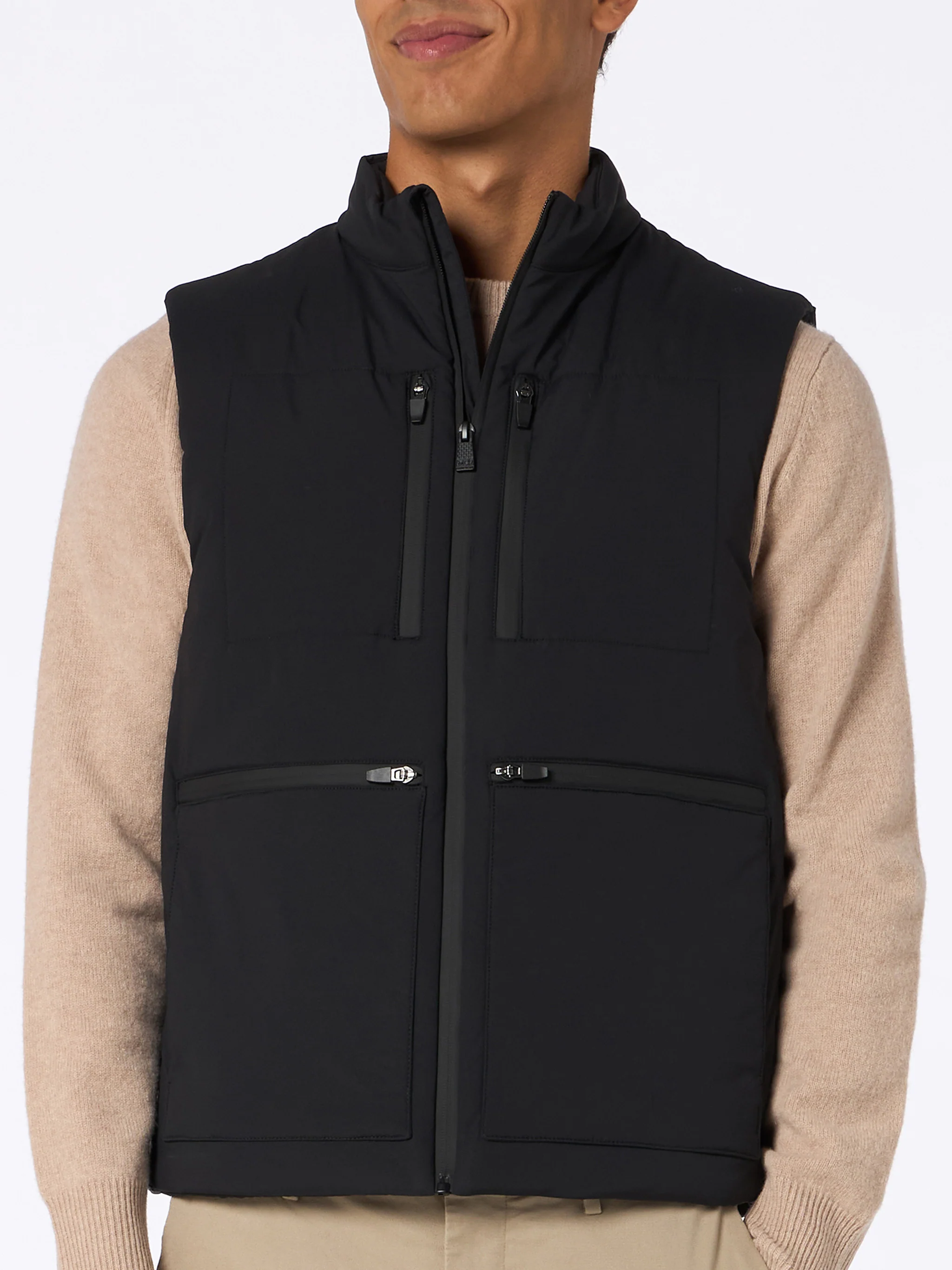 Vonn padded vest in technical fabric in black solid color